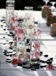 elegant Island and Beach reception setting elegant Island and Beach reception setting