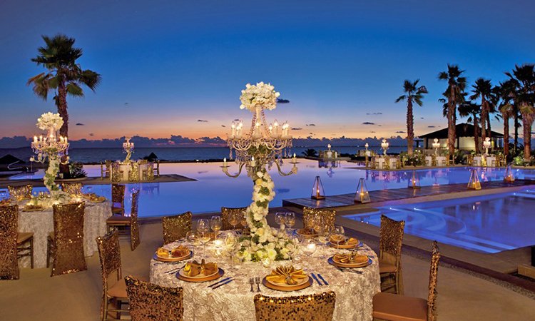 Secrets Playa Mujeres Weddings_Luxury Ocean Front Infinity outdoor Pool Terrace Reception