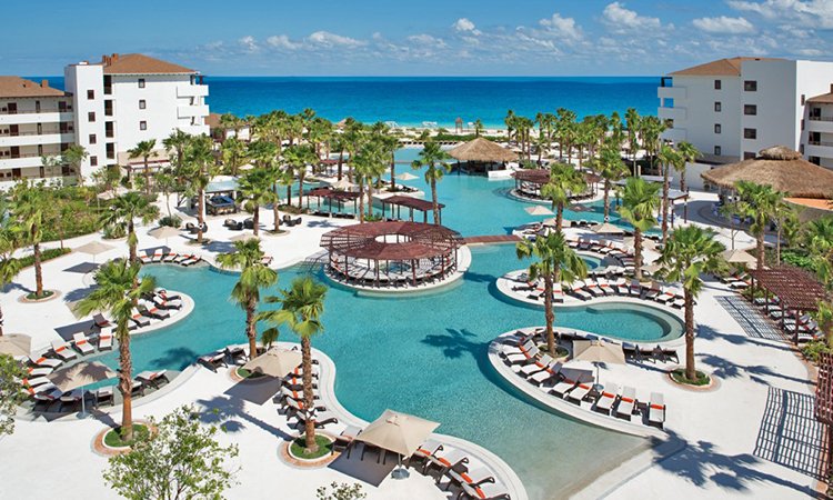 Secrets Playa Mujeres Weddings_pool view